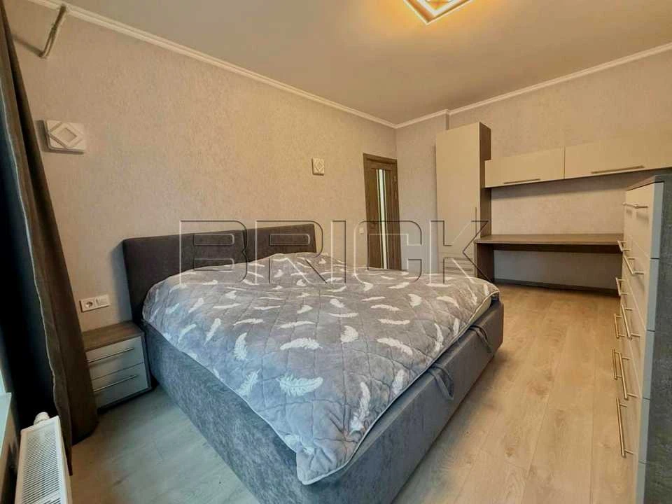 Квартира. Київ, Родини Крістерів вул.
