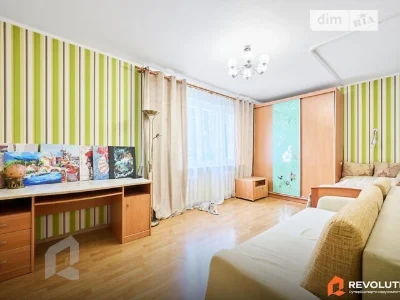 Sale of 3-room apartment 69.3 sq. m. on Gongadze Avenue, Georgiy 6 •