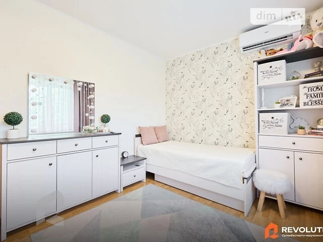 Sale of 3-room apartment 69.3 sq. m. on Gongadze Avenue, Georgiy 6 •