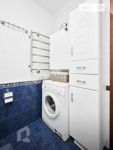 Sale of 3-room apartment 69.3 sq. m. on Gongadze Avenue, Georgiy 6 •