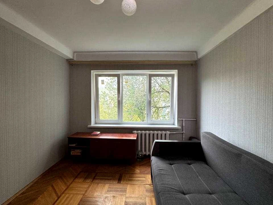 Квартира. Київ, Празька вул.