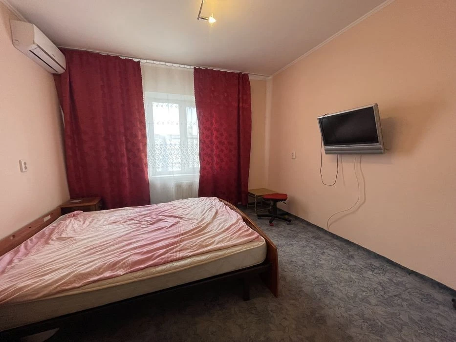 Three-room apartment for sale Kyiv Balzaka Street, 61