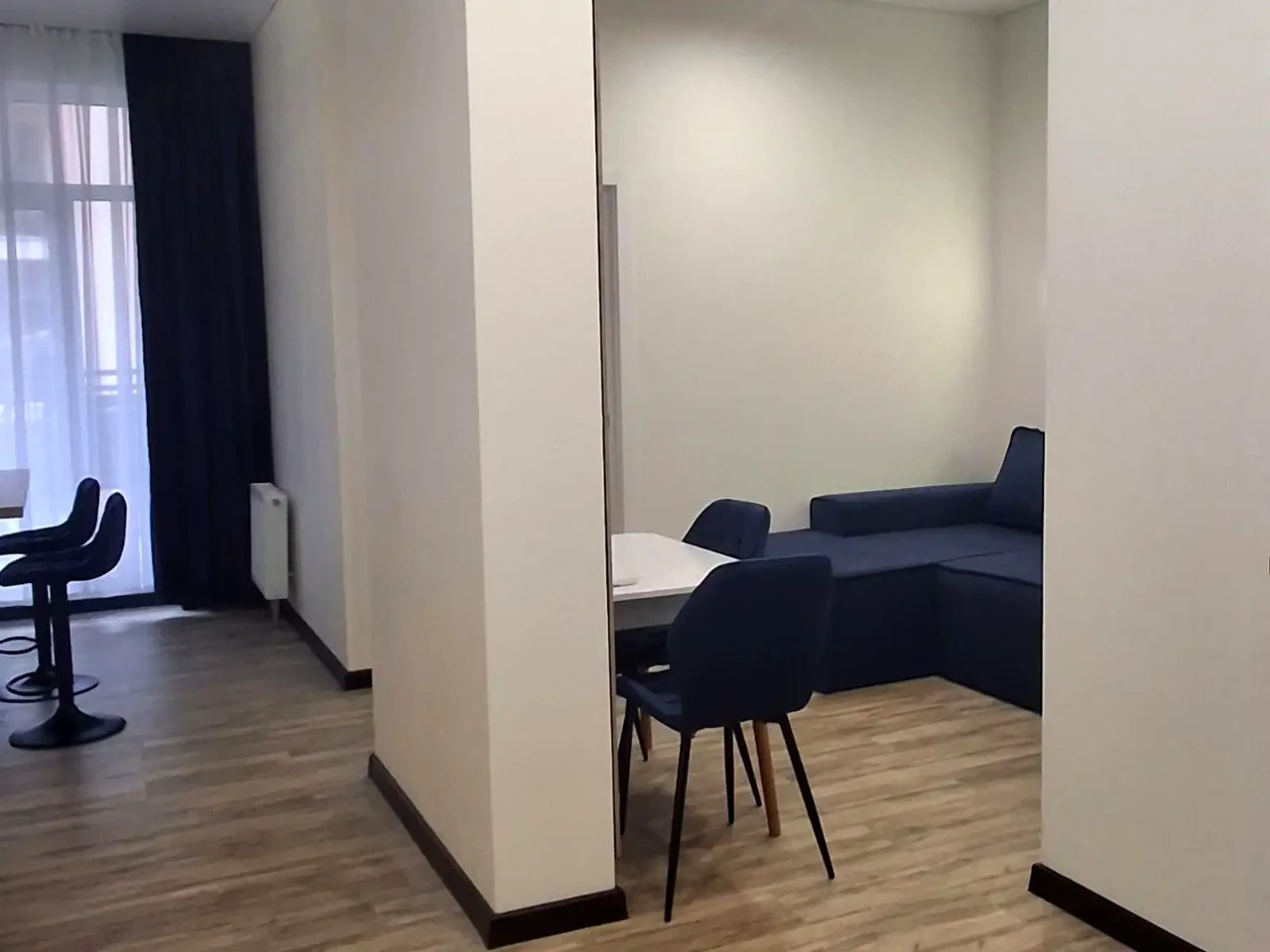 Оренда квартири 2-кімн. 50 м² 4/8 пов.