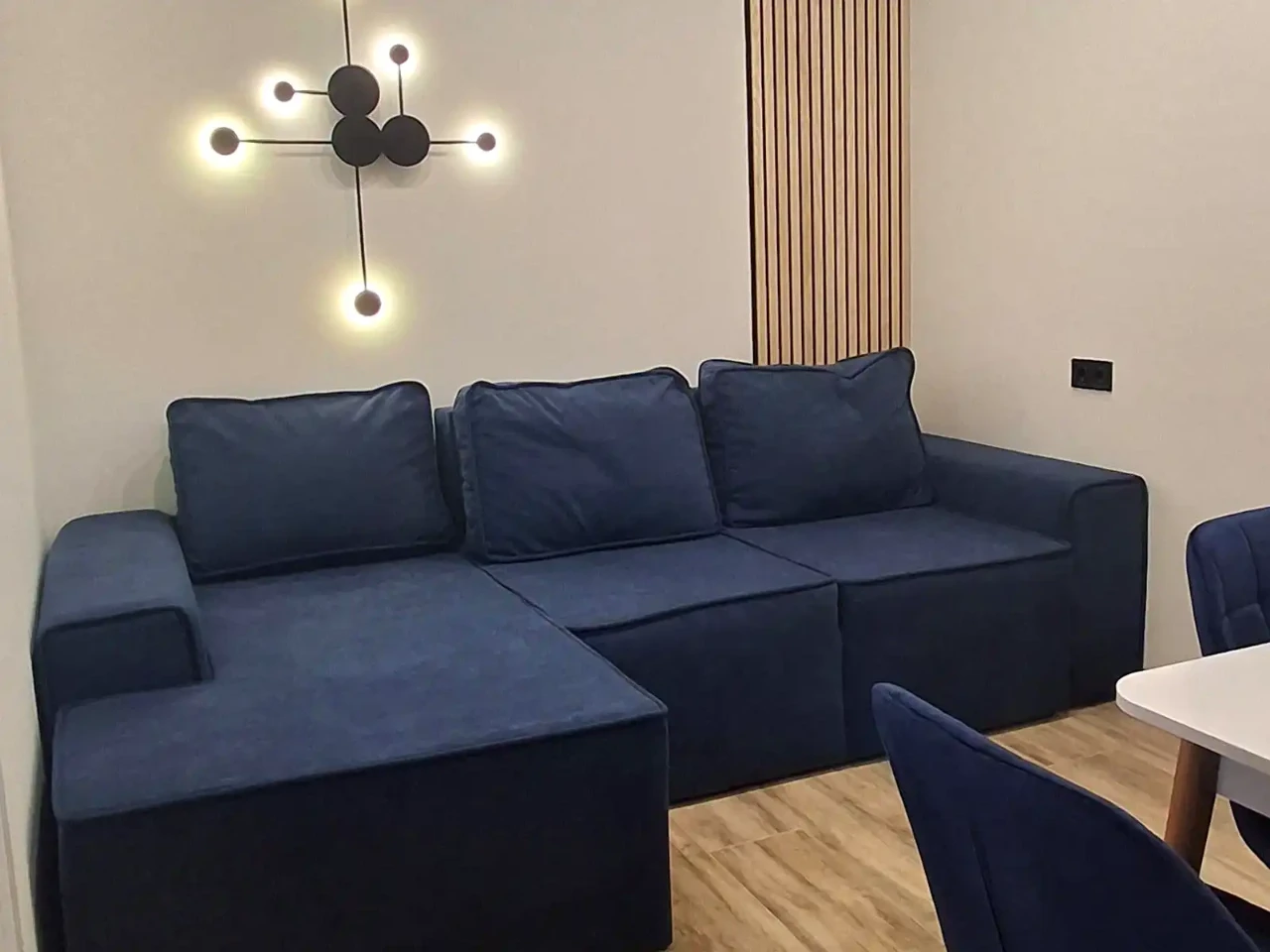 Оренда квартири 2-кімн. 50 м² 4/8 пов.