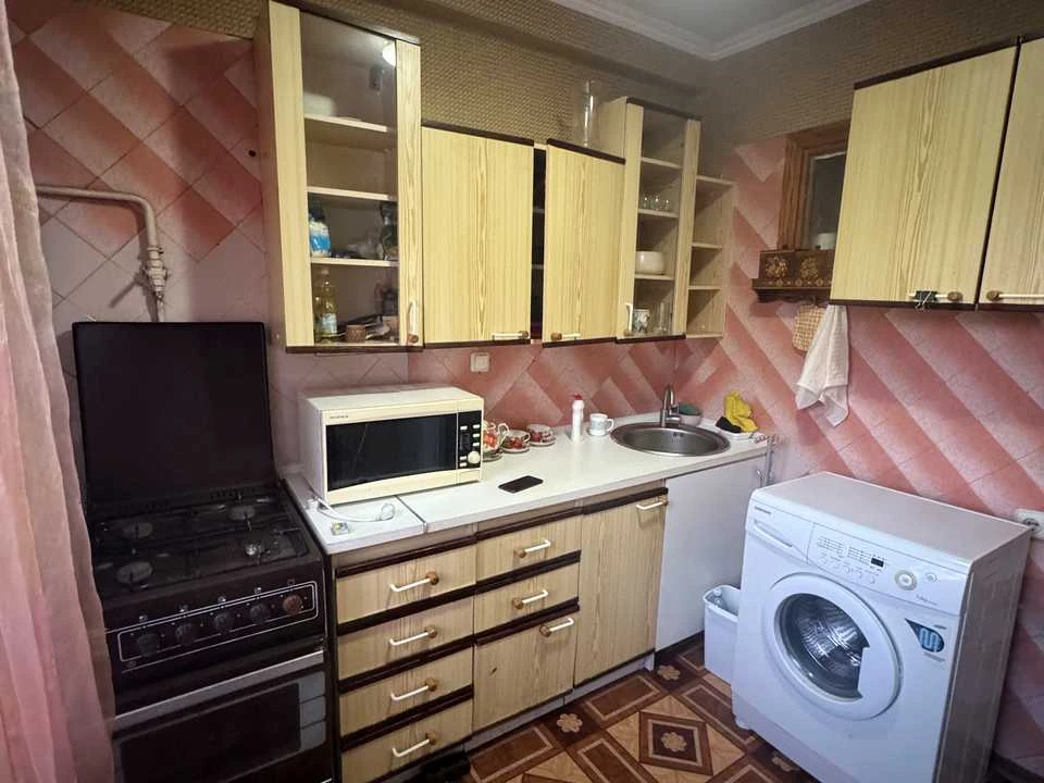 Квартира. Київ, Ентузіастів вул.