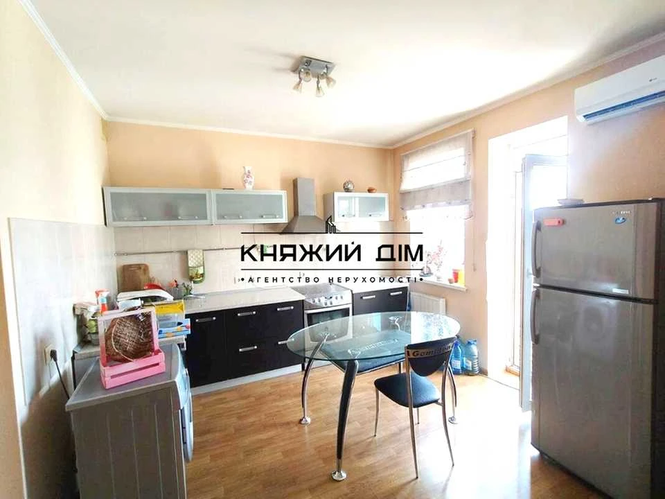 Квартира. Київ, Паньківська вул.