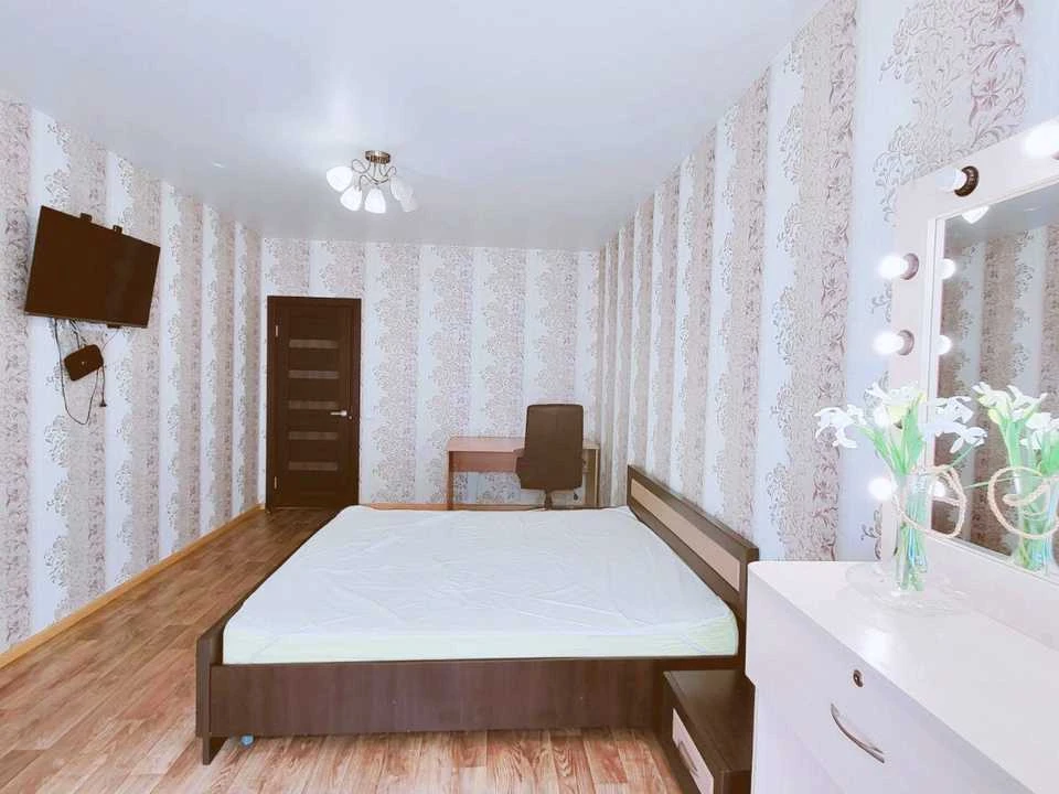 Квартира. Київ, Драгоманова вул.