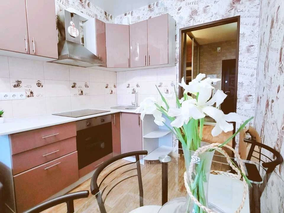 Квартира. Київ, Драгоманова вул.
