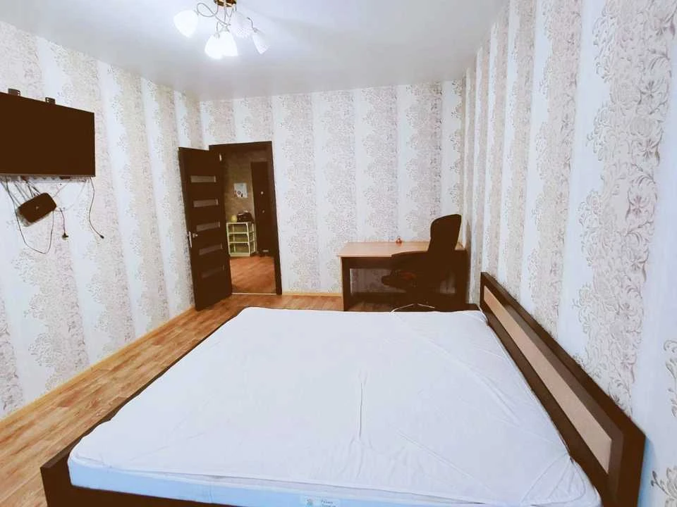 Квартира. Київ, Драгоманова вул.