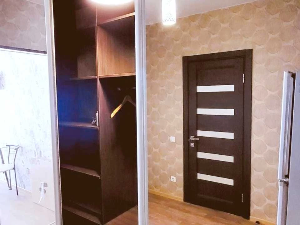 Квартира. Київ, Драгоманова вул.