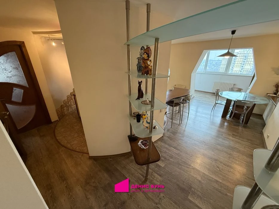 I will sell a 2-room apartment on Robocha Street, Narymskaya Street,