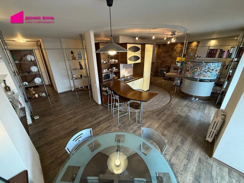I will sell a 2-room apartment on Robocha Street, Narymskaya Street,
