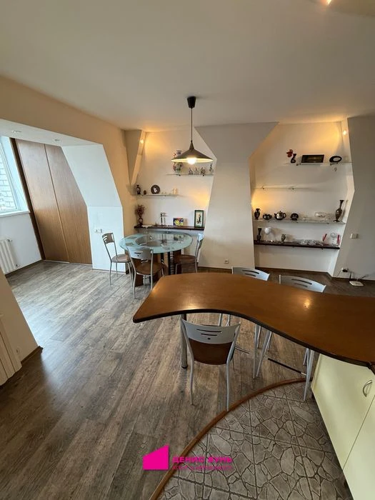 I will sell a 2-room apartment on Robocha Street, Narymskaya Street,