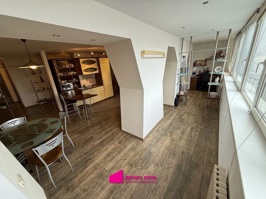 I will sell a 2-room apartment on Robocha Street, Narymskaya Street,