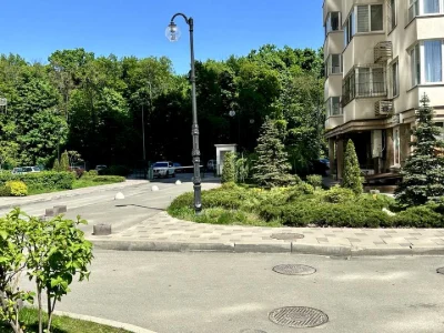Квартира. Київ, Академіка Заболотного вул.