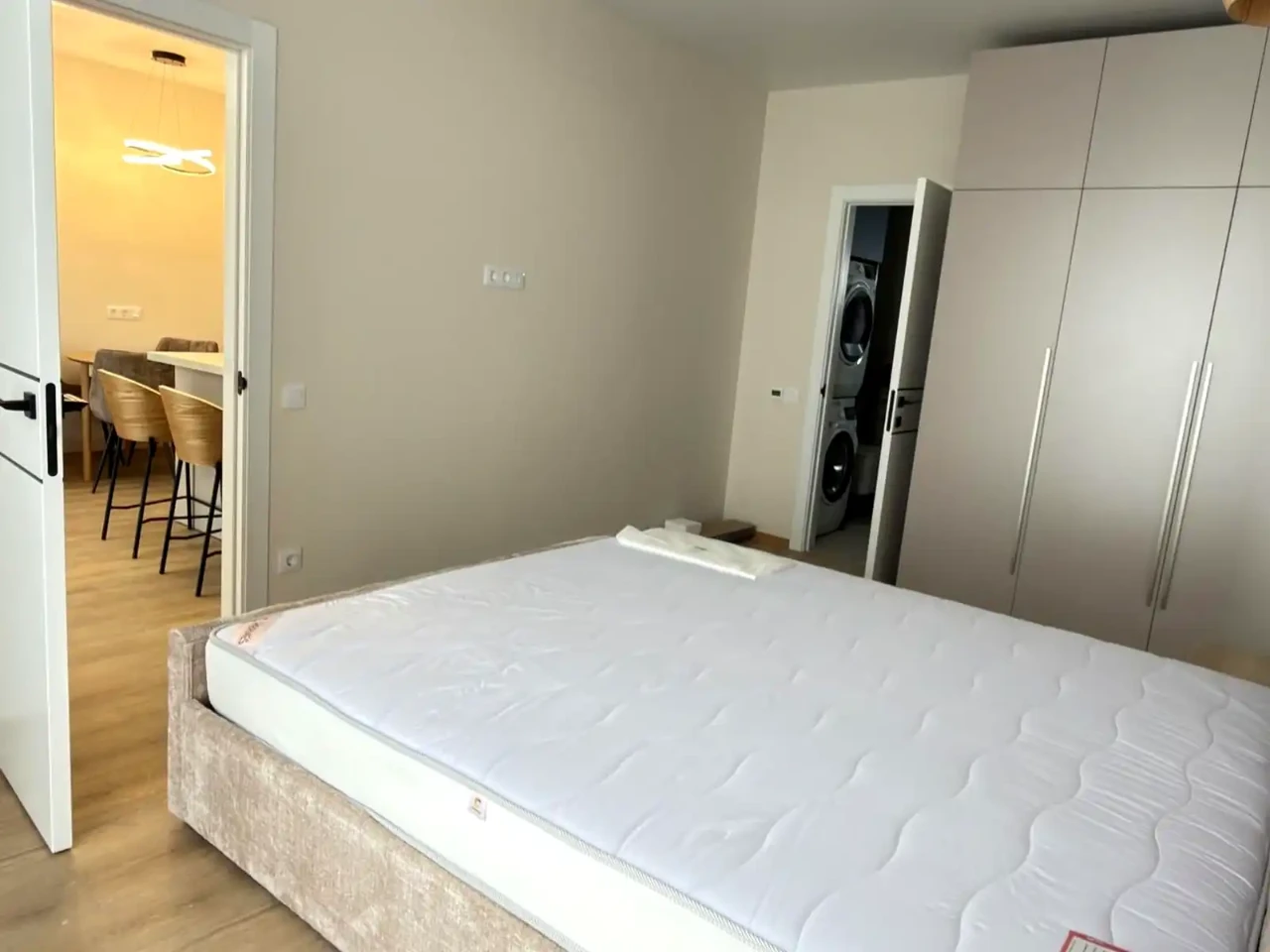 Оренда квартири 1-кімн. 50 м² 16/25 пов.