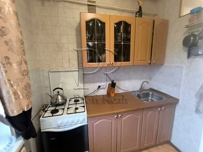 Квартира. Київ, Ушинського вул.