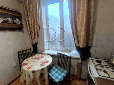 Квартира. Київ, Ушинського вул.