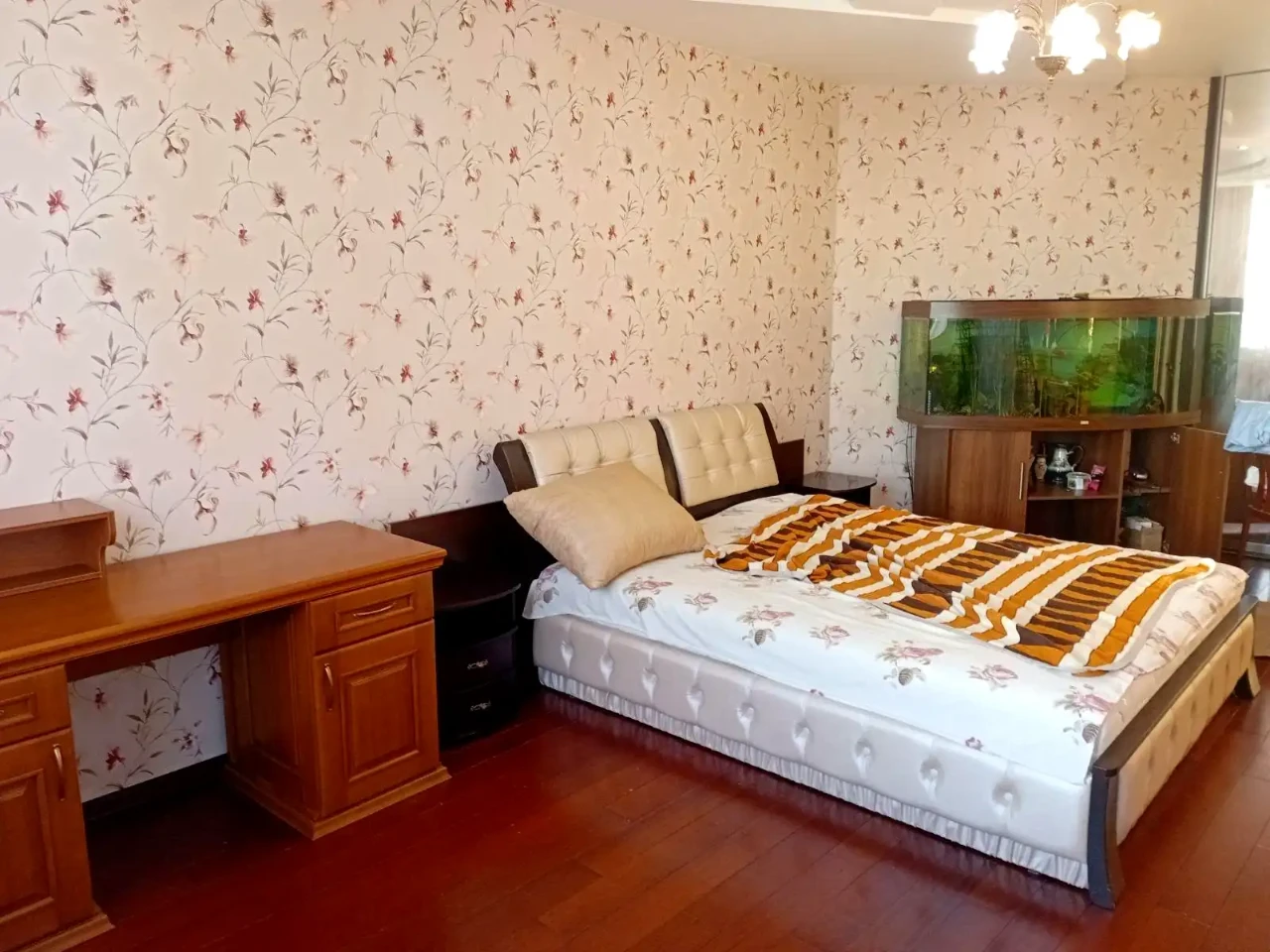 Оренда квартири 2-кімн. 100 м² 23/25 пов.