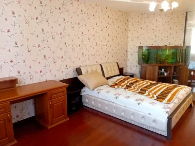 Оренда квартири 2-кімн. 100 м² 23/25 пов.