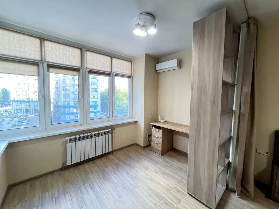 Квартира. Київ, Митрополита Василя Липківського вул.