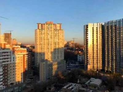 Квартира. Київ, Предславинська вул.