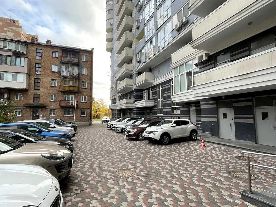 Квартира. Київ, Казимира Малевича вул.