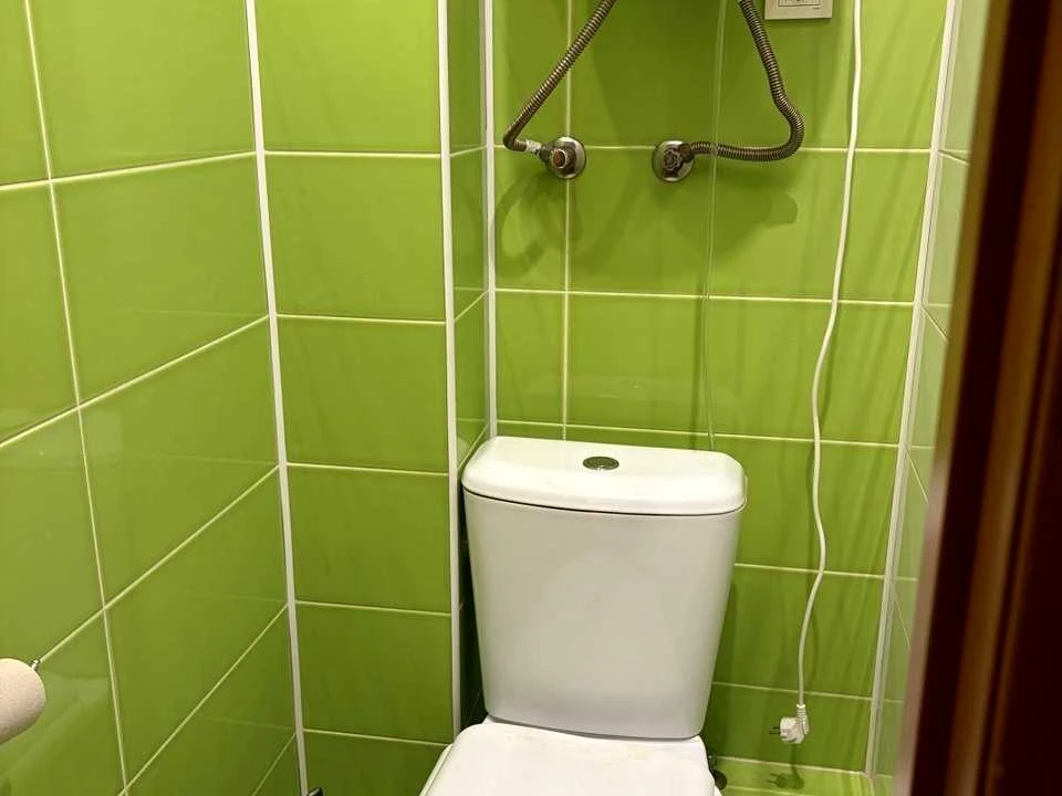 Квартира. Київ, Симиренка вул.