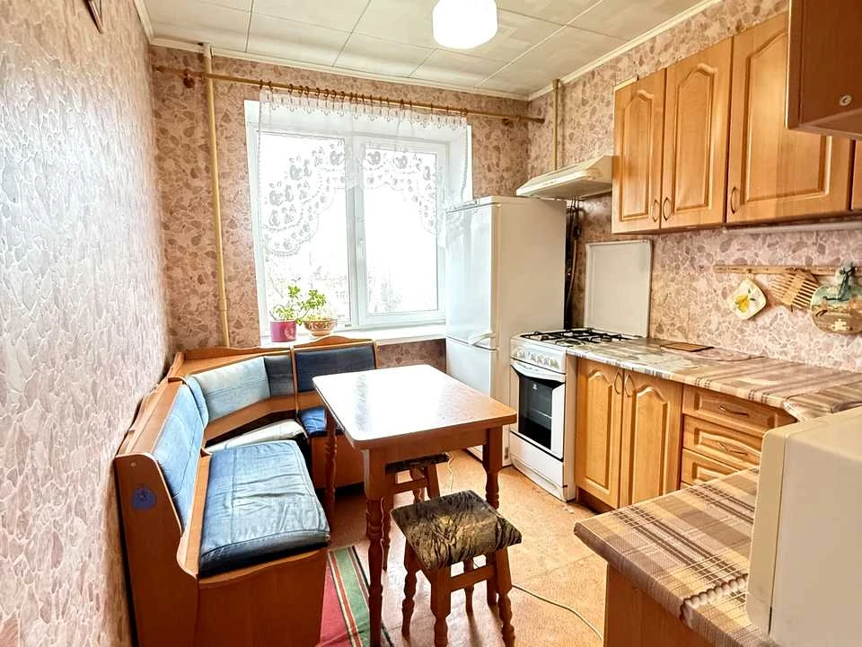 Квартира. Київ, Сім'ї Ідзиковських вул.