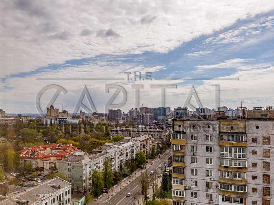 Квартира. Київ, Юрія Іллєнка вул.