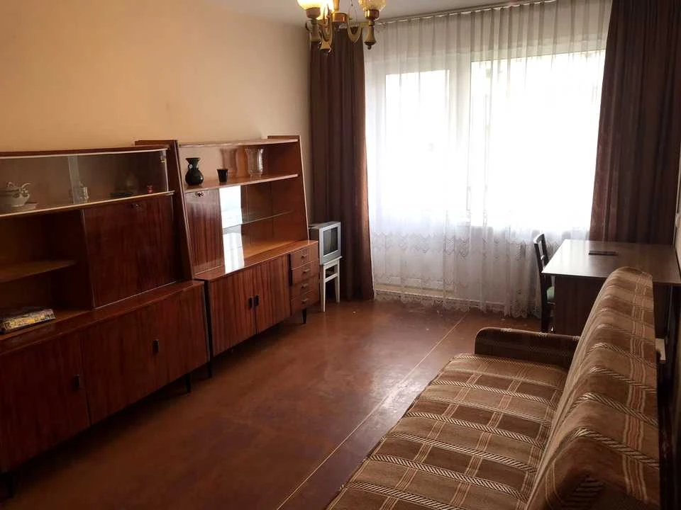 Квартира. Київ, Героїв полку "Азов" вул.
