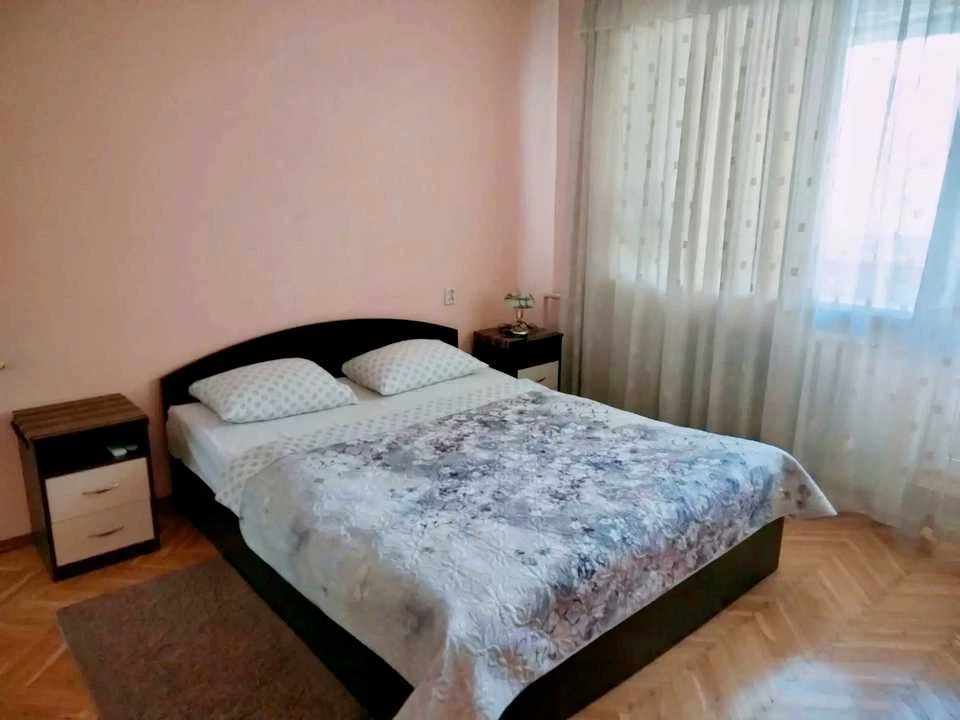 Квартира. Київ, Велика Васильківська вул.