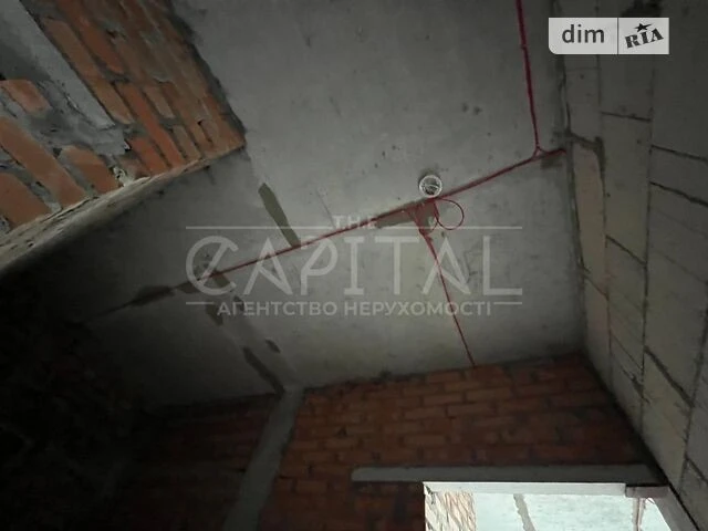 Продаж 3к квартири 76 кв. м на вул. Академіка Заболотного 3-