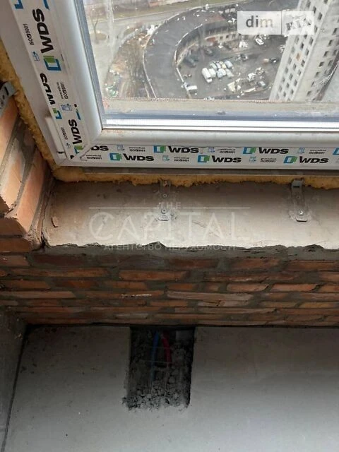 Продаж 3к квартири 76 кв. м на вул. Академіка Заболотного 3-