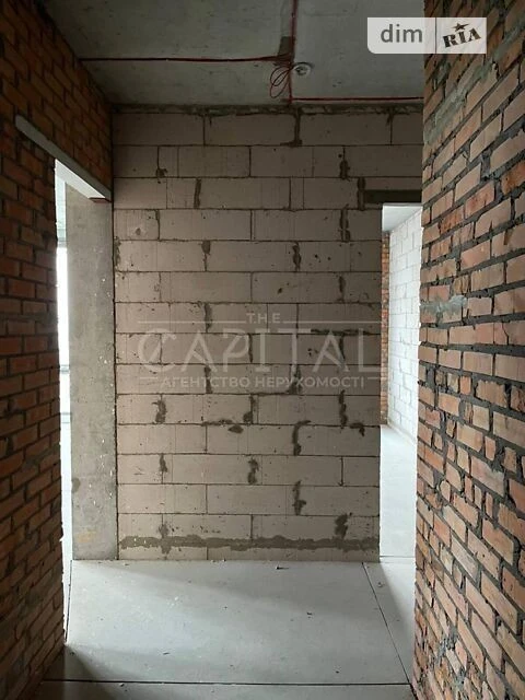 Продаж 3к квартири 76 кв. м на вул. Академіка Заболотного 3-
