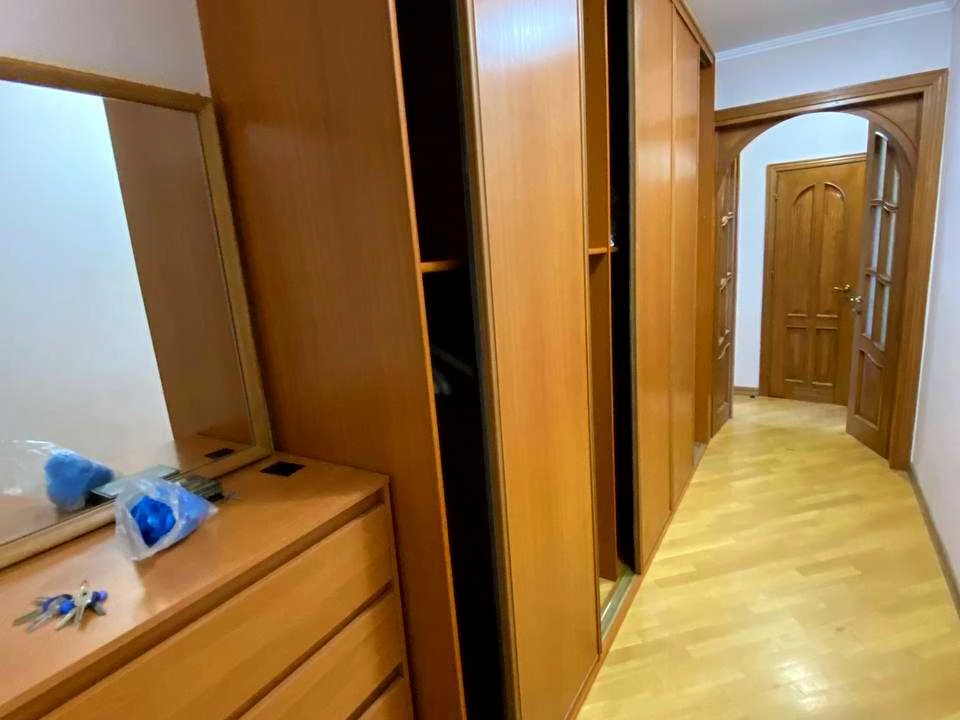 Квартира. Київ, Миколи Бажана просп.