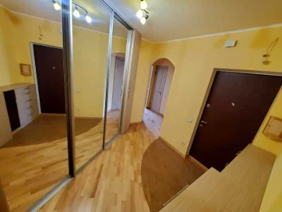 Квартира. Київ, Машинобудівна вул.