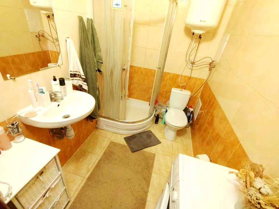 Квартира. Київ, Світла вул.