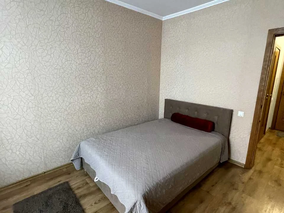 Квартира. Київ, Петра Калнишевського вул.