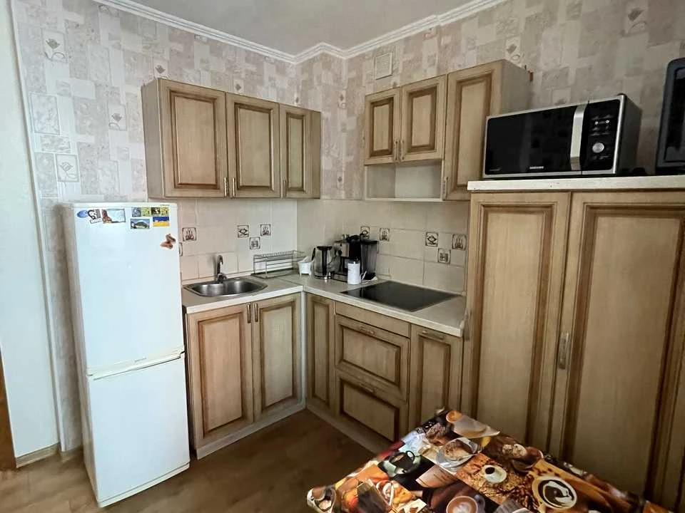 Квартира. Київ, Петра Калнишевського вул.