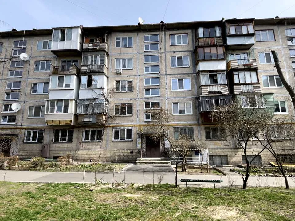 Квартира. Київ, Алішера Навої просп.