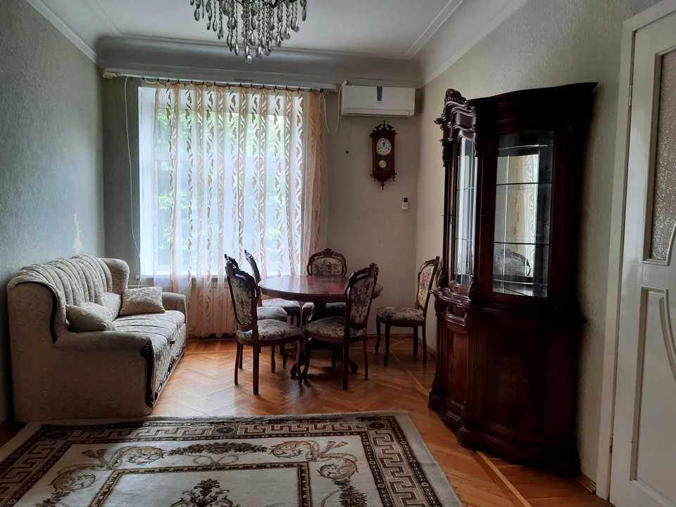 Квартира. Київ, Дмитра Дорошенка вул.