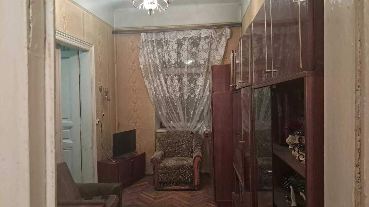 Продаж 2-кімнатної квартири на вул. Куліша