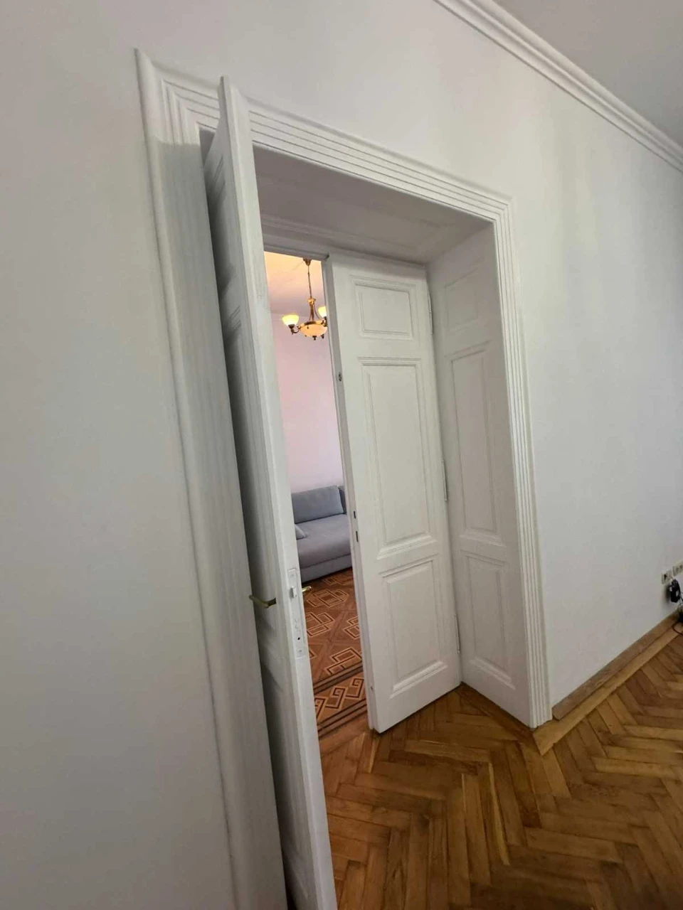 Продаж 3 кімнатної квартири вул Куліша ( центр )
