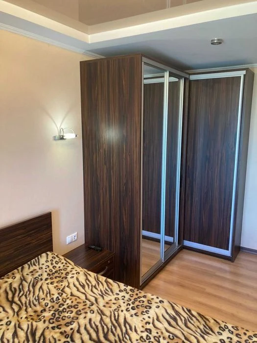 Продаж 3-ної квартири по вул. Гоголя (р-н Малого ринку)