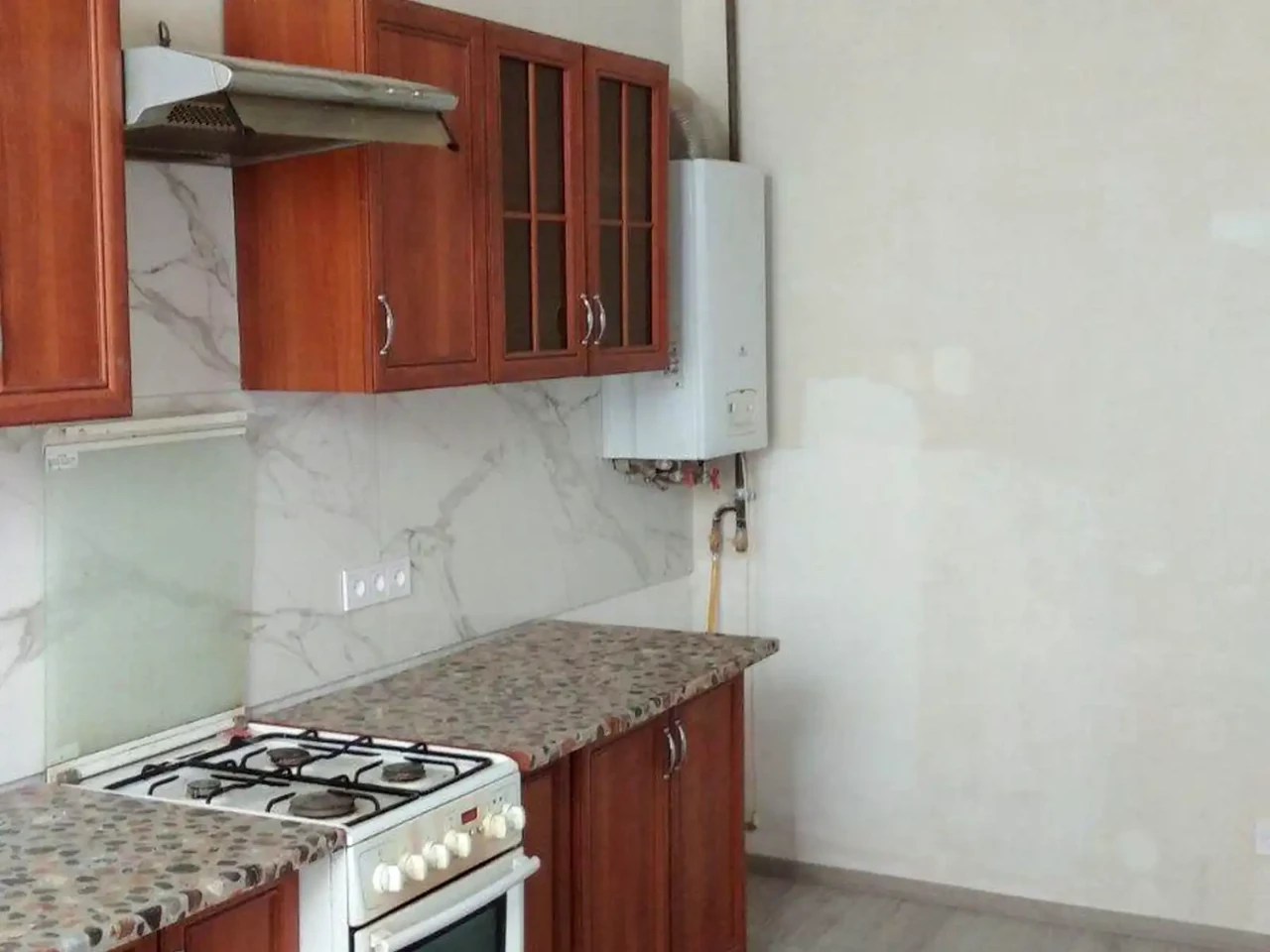 Продаж квартири 3-кімн. 86 м² 2/3 пов.
