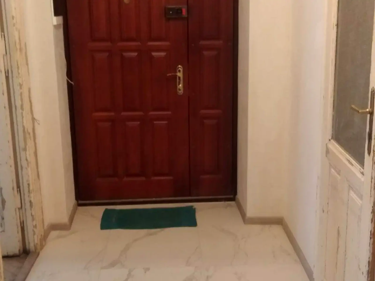 Продаж квартири 3-кімн. 86 м² 2/3 пов.