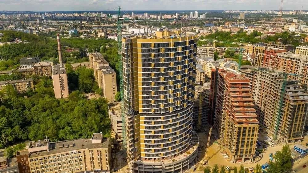 Sale of 1 apartment in Mirax residential complex without commission, area 42 sq. m. Hlybochytska