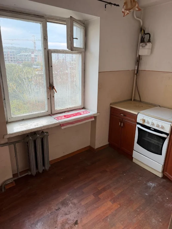 Продаж 3-кімнатної квартири на проспекті Чорновола, ближній