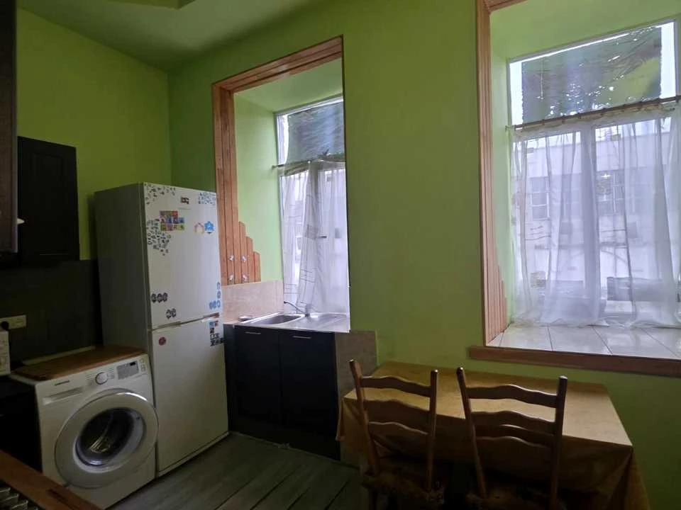 Квартира. Львів, Залізнична вул.